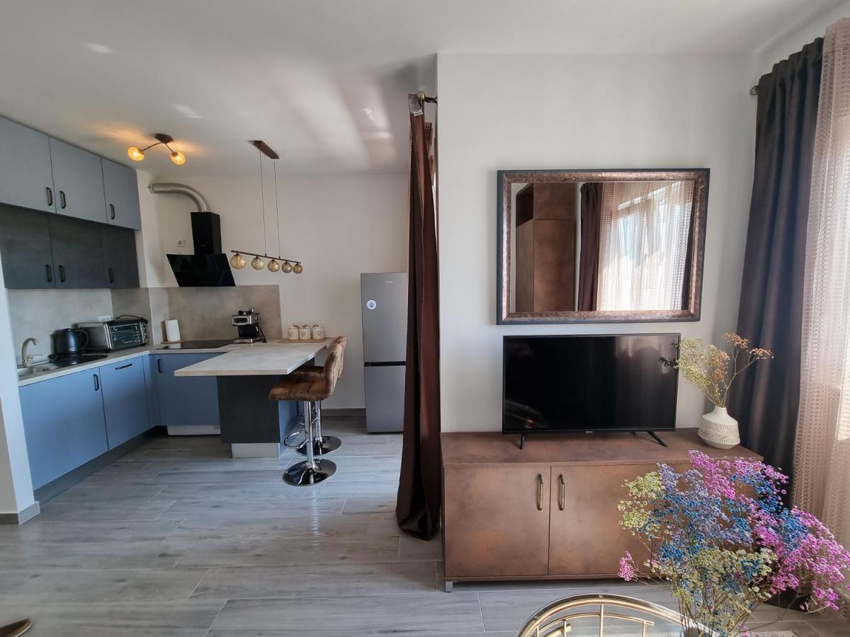 Booking Beautifull Studio Apartment Bell With Balcony And Sea View In Zadar Dış mekan fotoğraf
